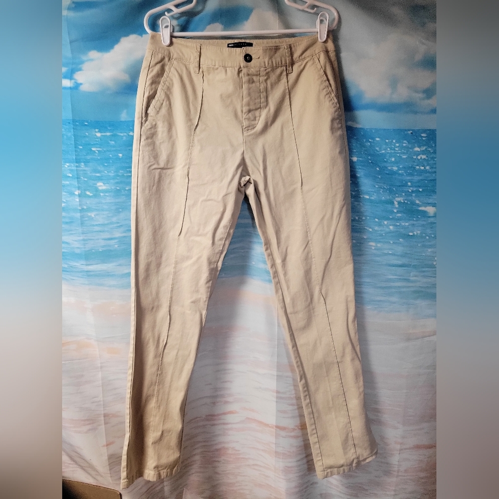 ASOS‎ DESIGN MENS KHAKI CHINO SIZE SMALL